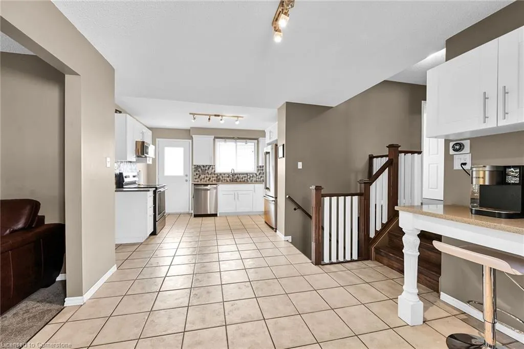 5 Ridell Crescent