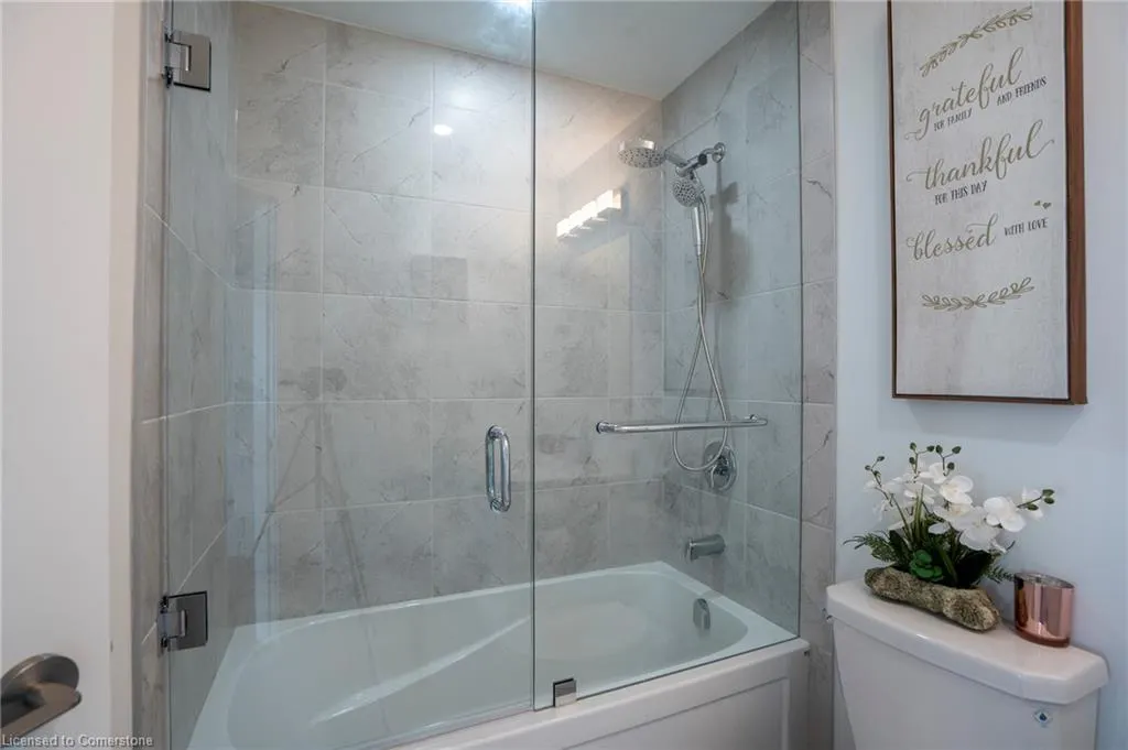 600 North Service Road, #418