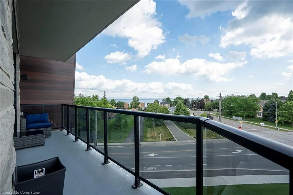 600 North Service Road, #418