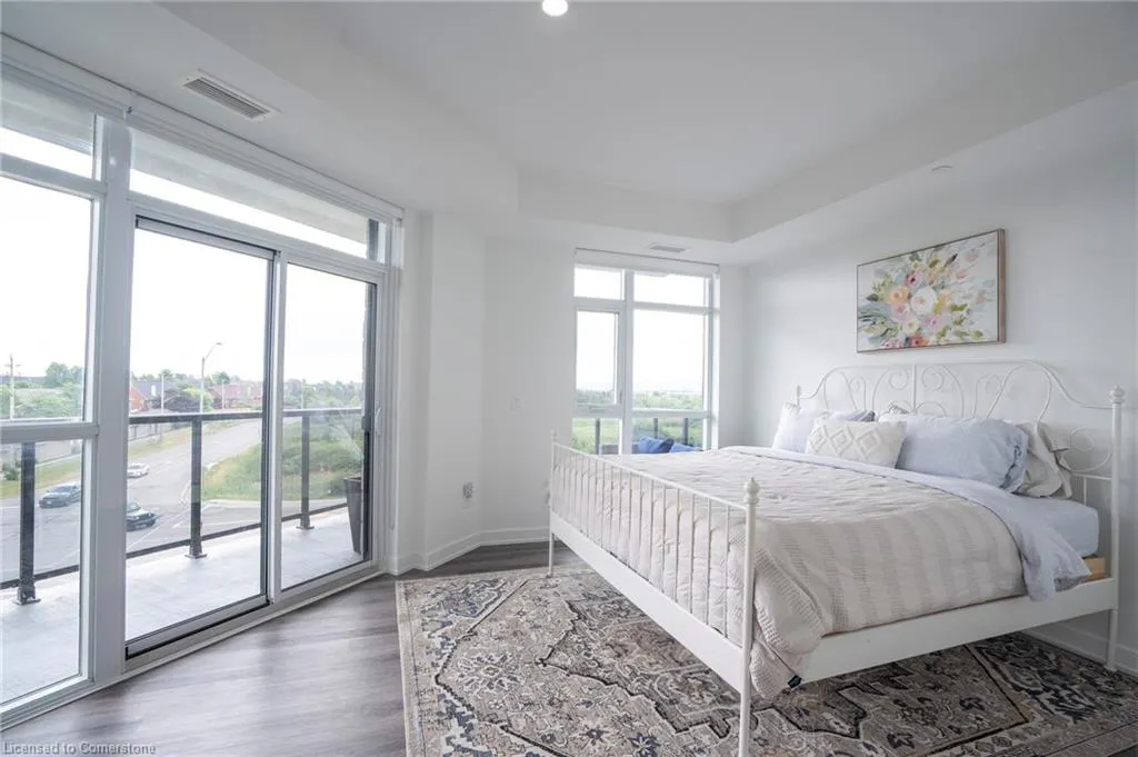 600 North Service Road, #418