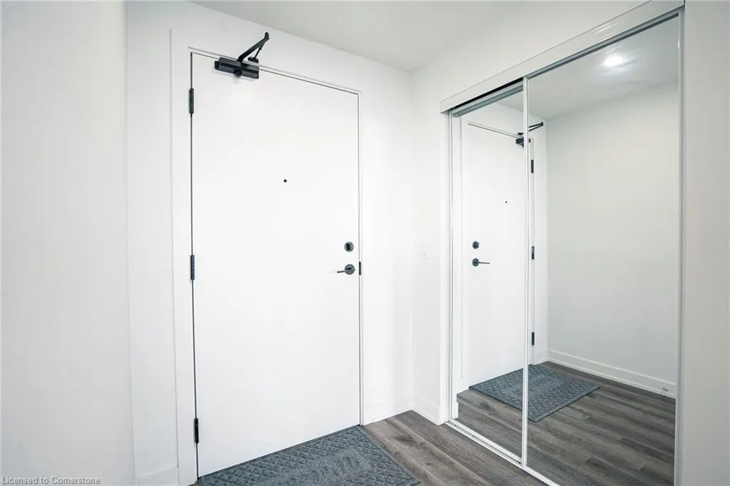 600 North Service Road, #418