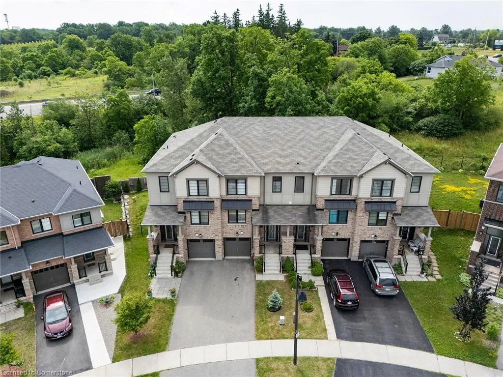 136 Crafter Crescent