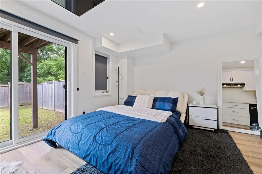 136 Crafter Crescent