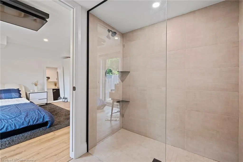 136 Crafter Crescent