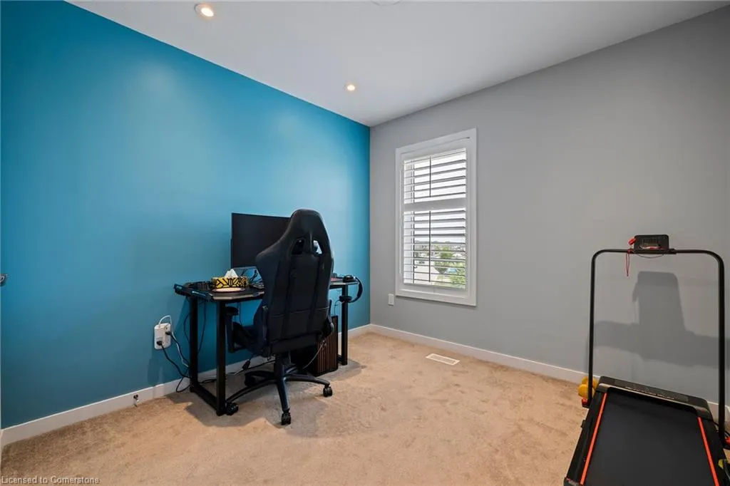 136 Crafter Crescent