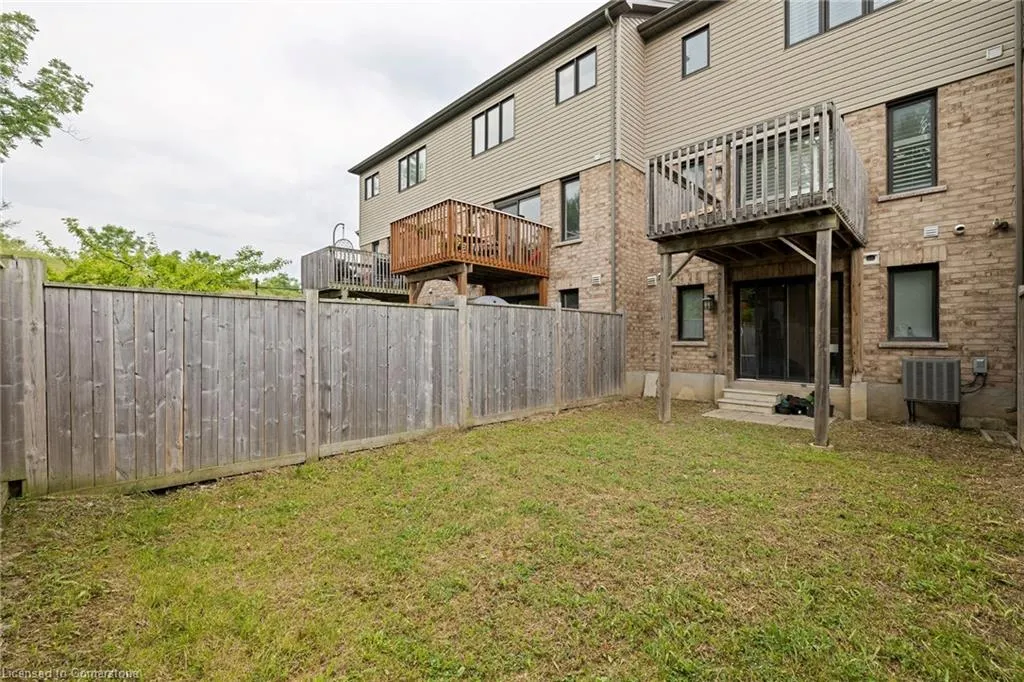 136 Crafter Crescent