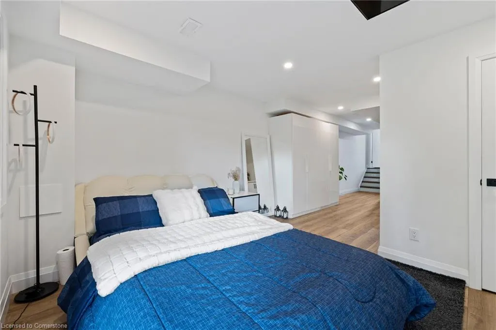 136 Crafter Crescent