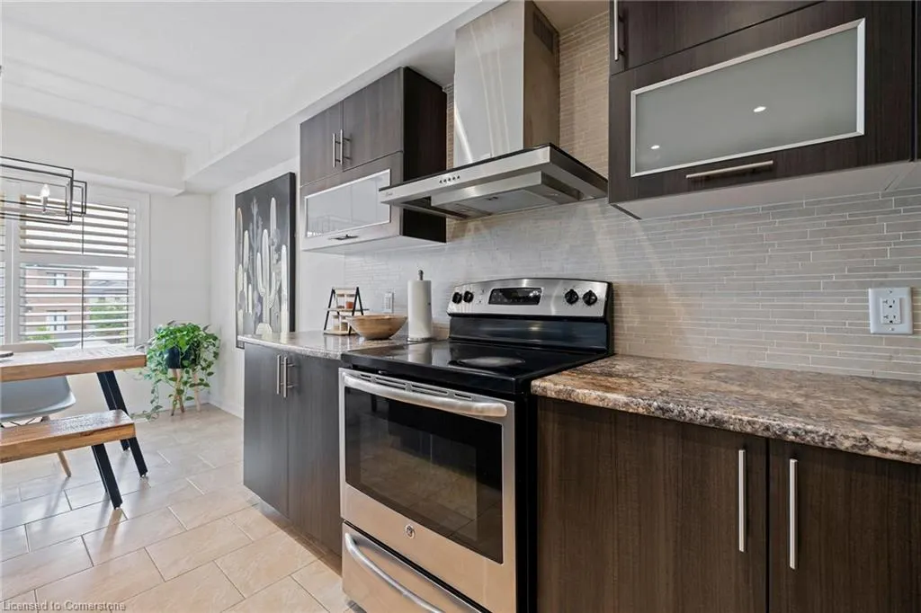 136 Crafter Crescent