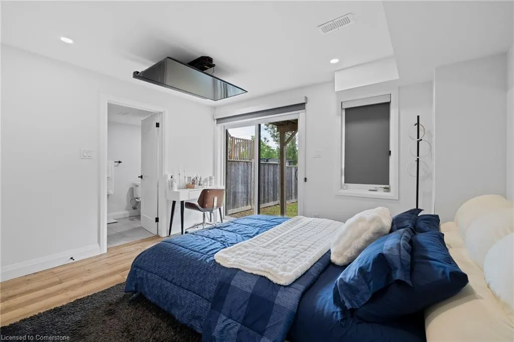 136 Crafter Crescent