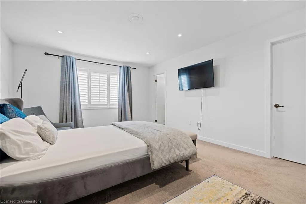 136 Crafter Crescent