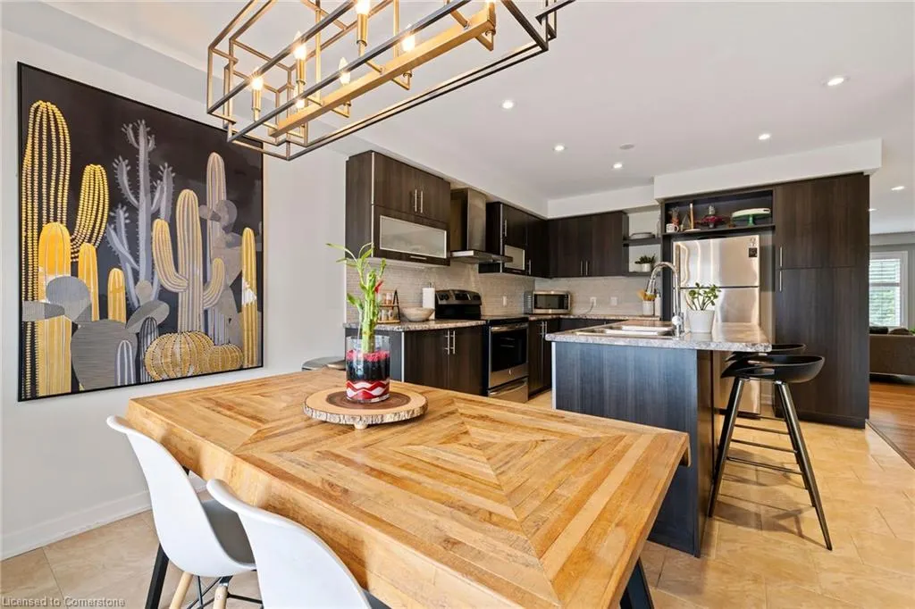 136 Crafter Crescent