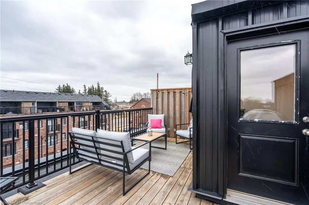 219 Dundas Street E, #45
