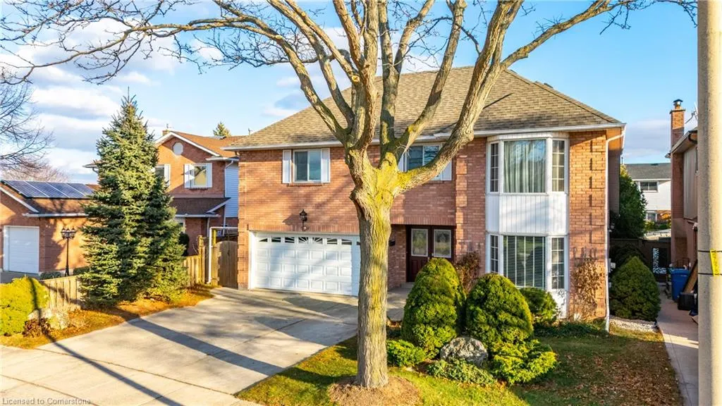 54 Goldcrest Drive