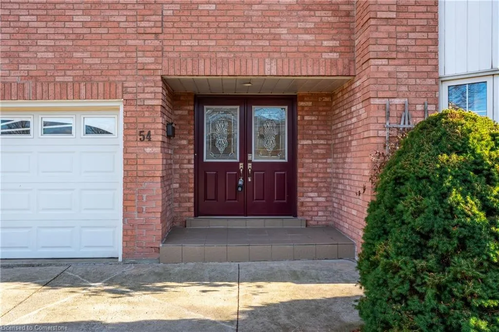 54 Goldcrest Drive