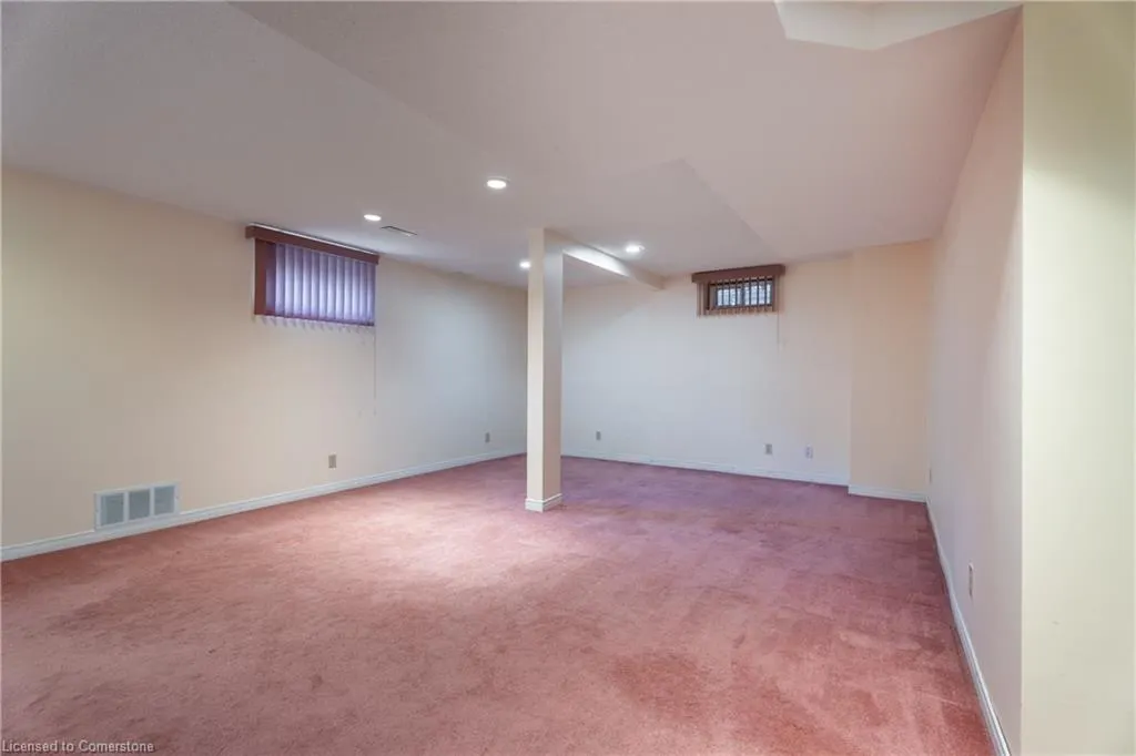54 Goldcrest Drive