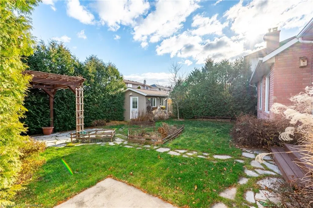 54 Goldcrest Drive