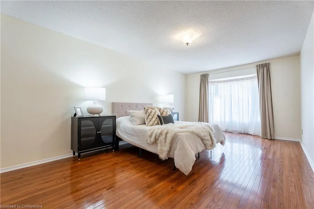 54 Goldcrest Drive