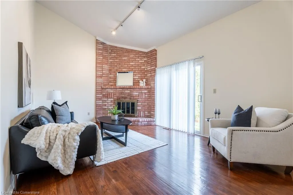 54 Goldcrest Drive