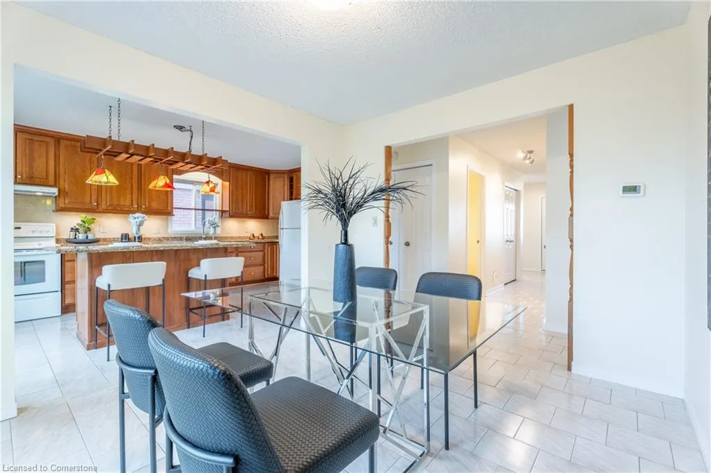 54 Goldcrest Drive