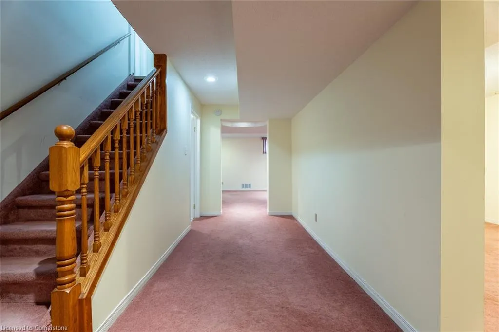 54 Goldcrest Drive