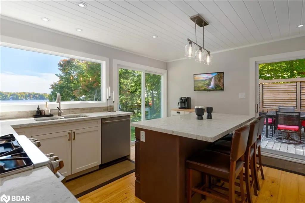 273 Shoreline Drive