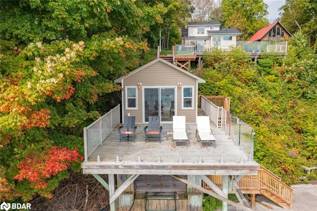 273 Shoreline Drive