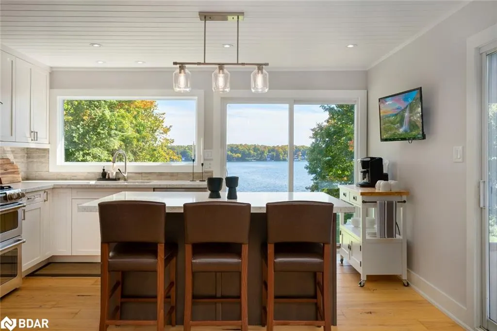 273 Shoreline Drive
