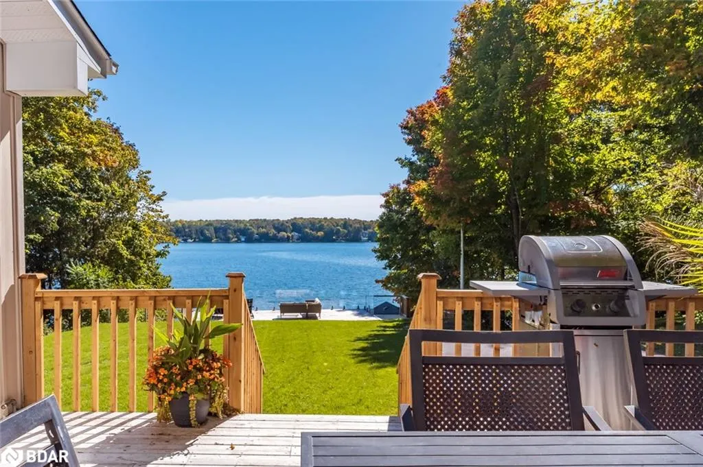 273 Shoreline Drive