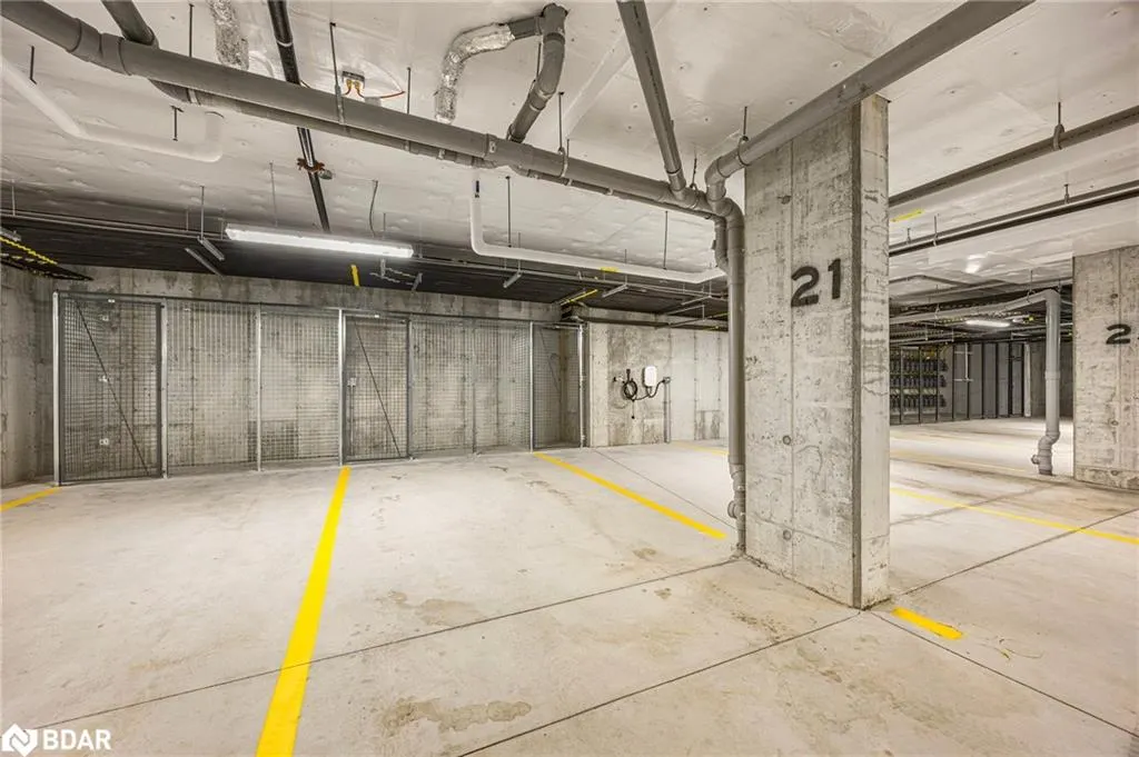 15 Kneeshaw Drive, #613