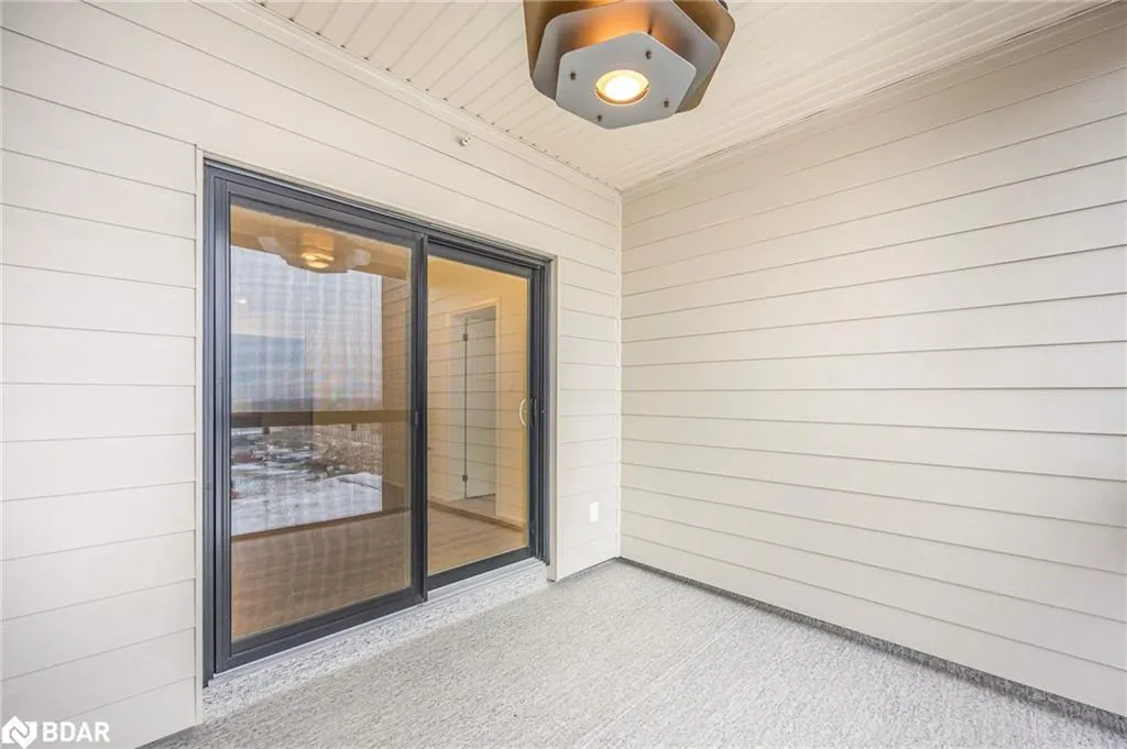 15 Kneeshaw Drive, #613