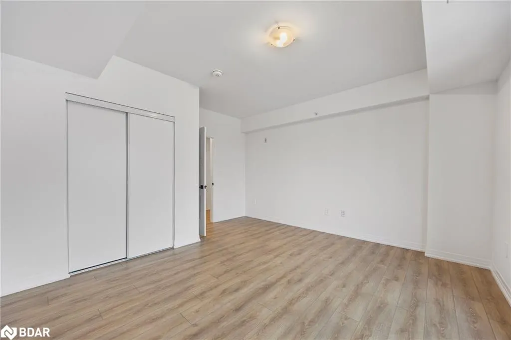 15 Kneeshaw Drive, #613