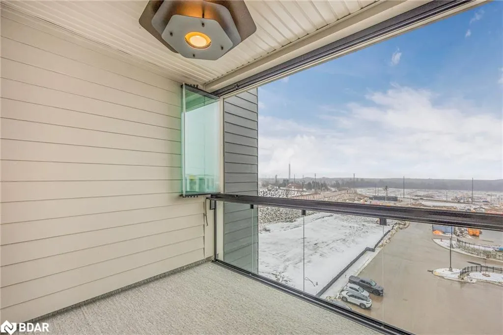 15 Kneeshaw Drive, #613
