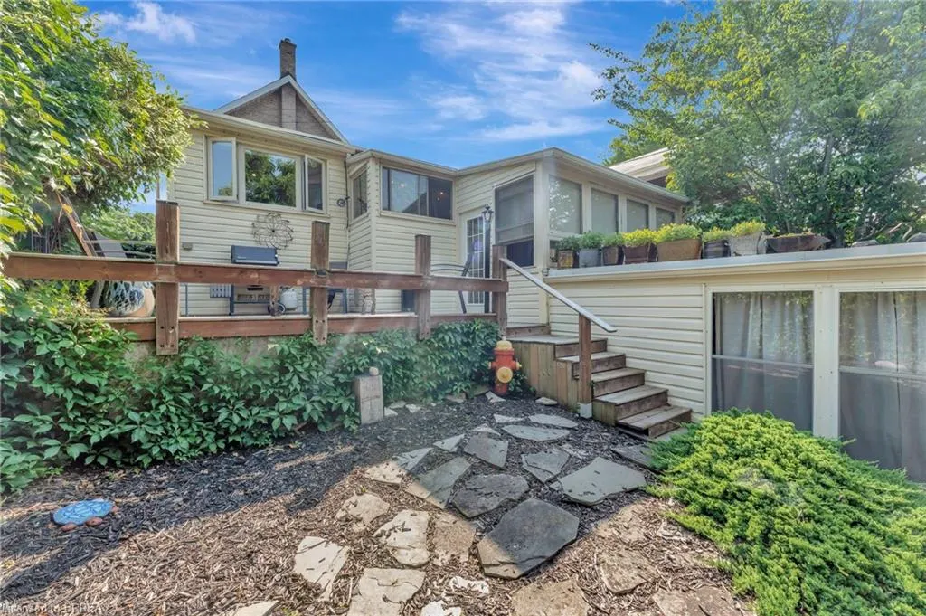 96 Walnut Street