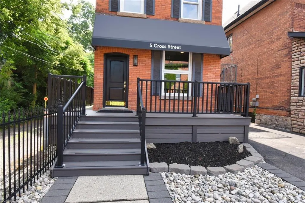 5 Cross Street