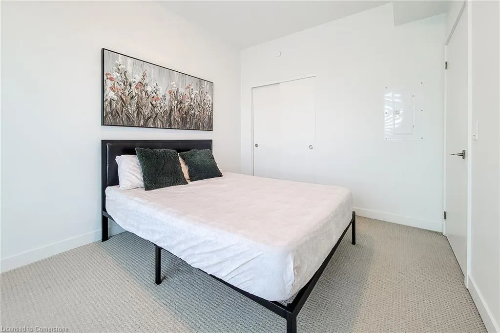 600 North Service Road, #213