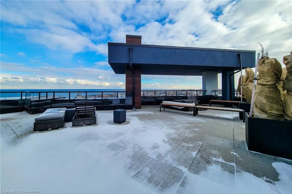 600 North Service Road, #213