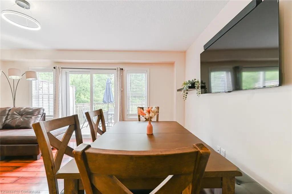 535 Margaret Street, #4