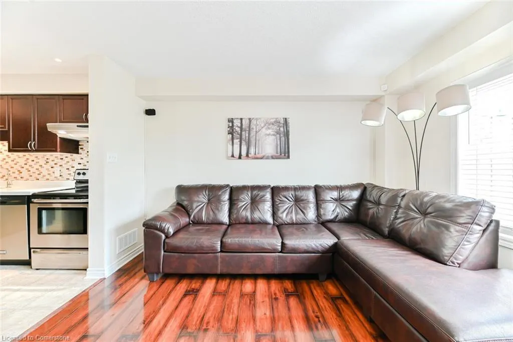 535 Margaret Street, #4