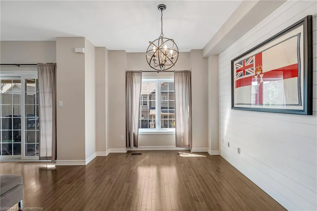 215 Dundas Street E, #27