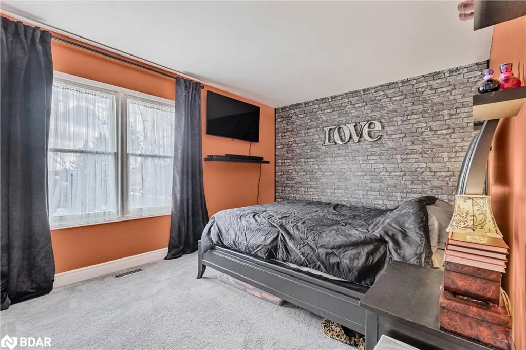 119 D'ambrosio Drive, #7