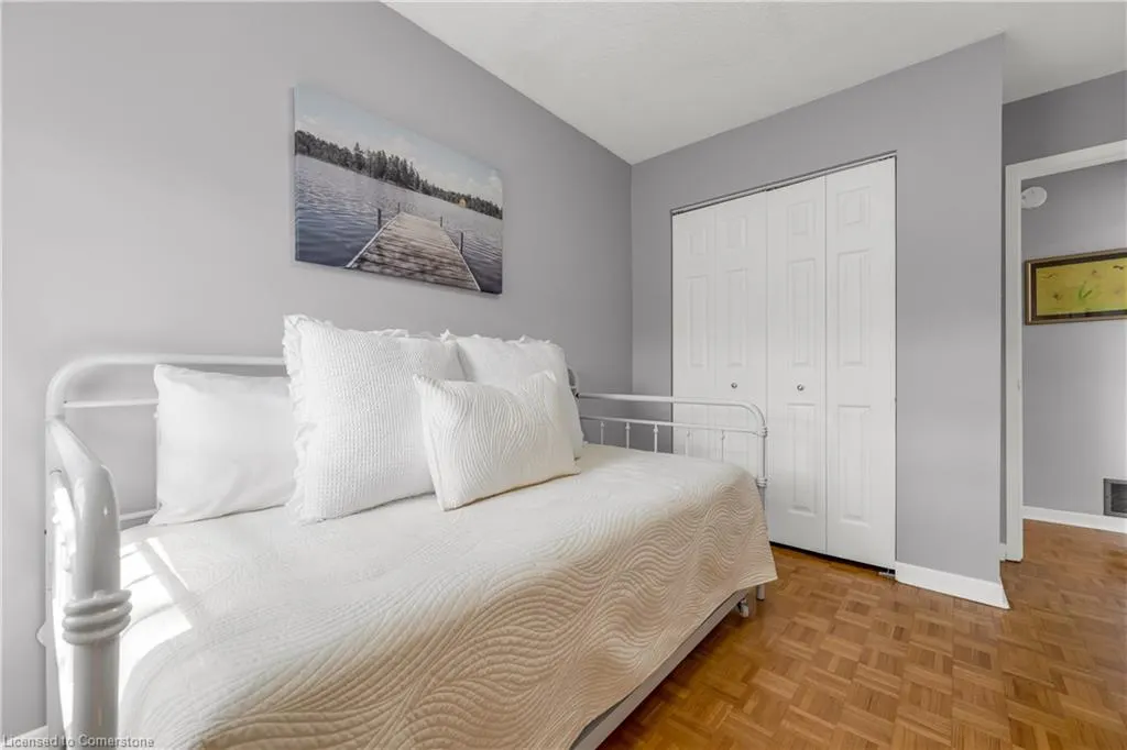 1310 Hampton Street, #19