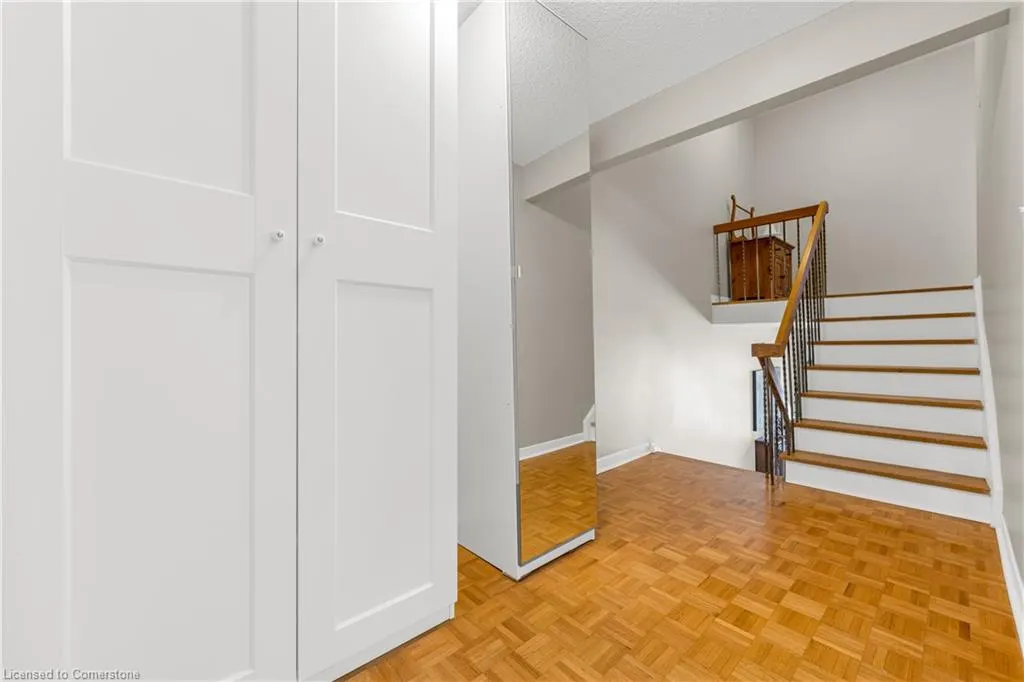 1310 Hampton Street, #19