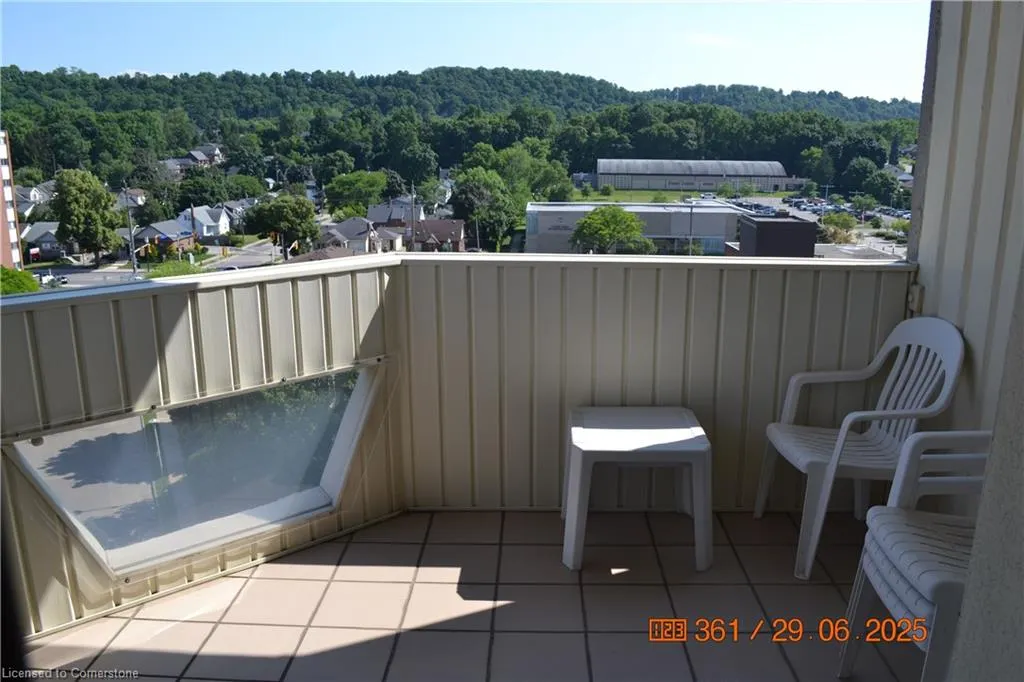 8 Village Green Boulevard, #811