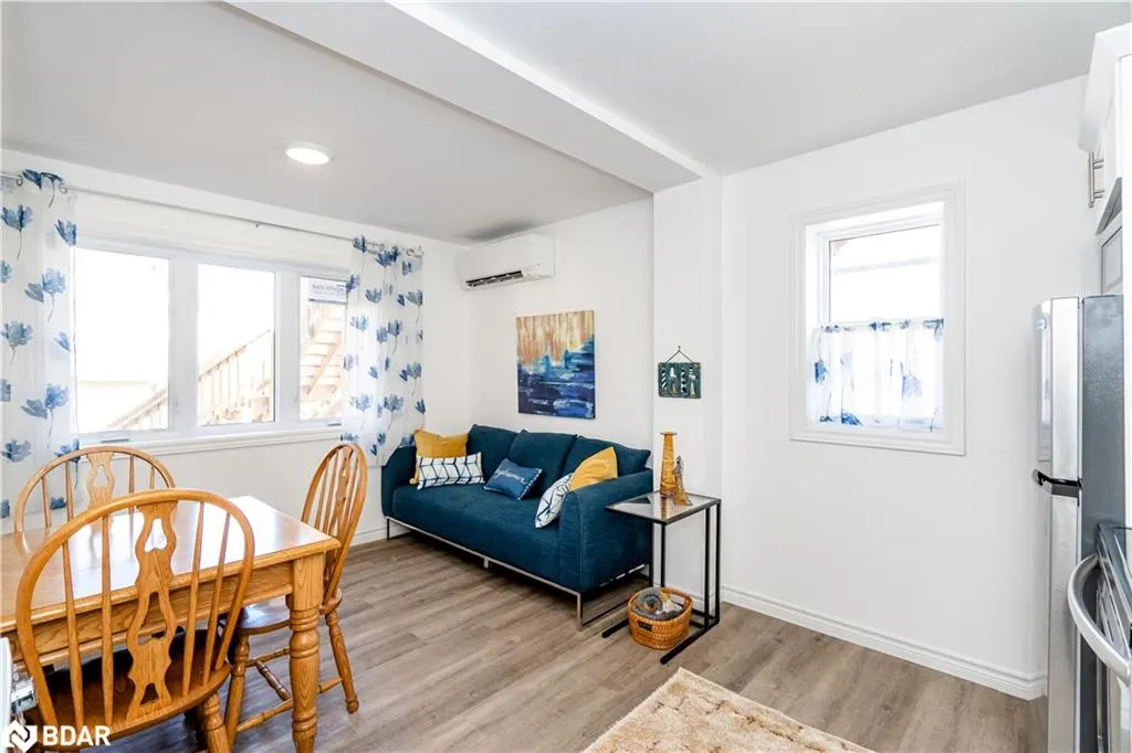 99 Colborne Street W, #C