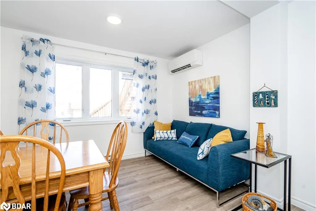 99 Colborne Street W, #C