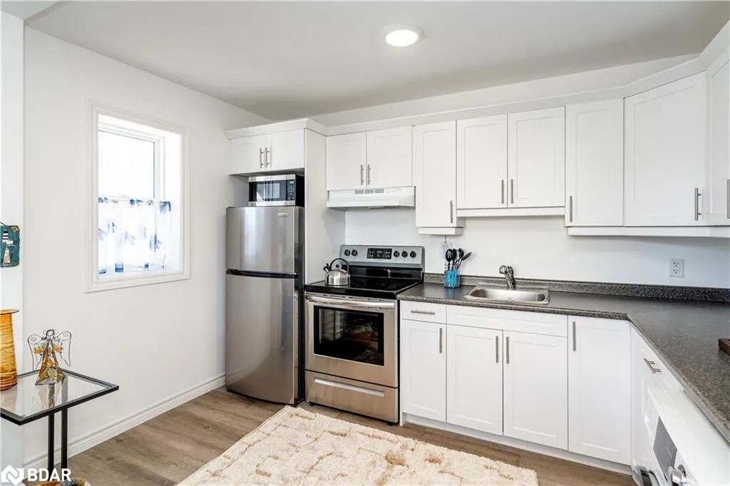 99 Colborne Street W, #C