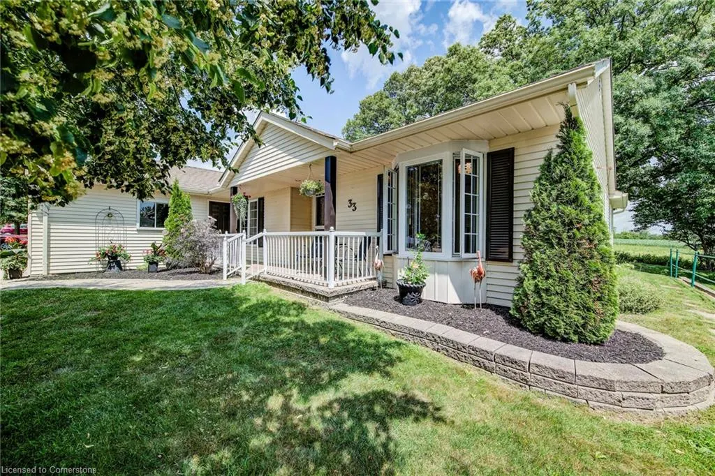 33 Summit Crescent