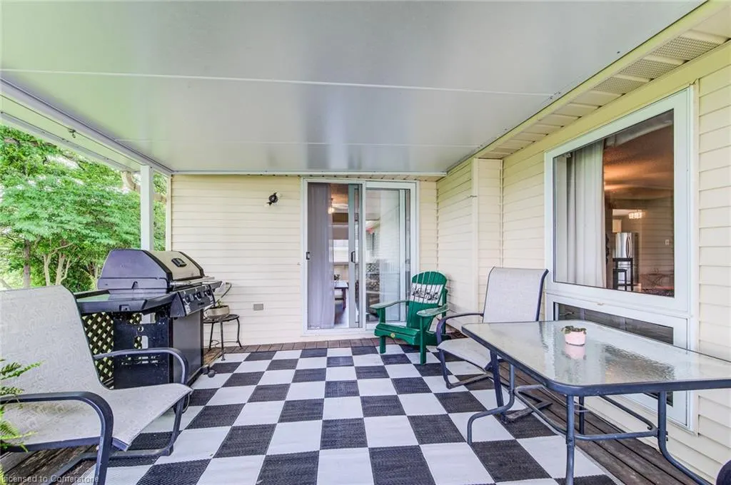 33 Summit Crescent