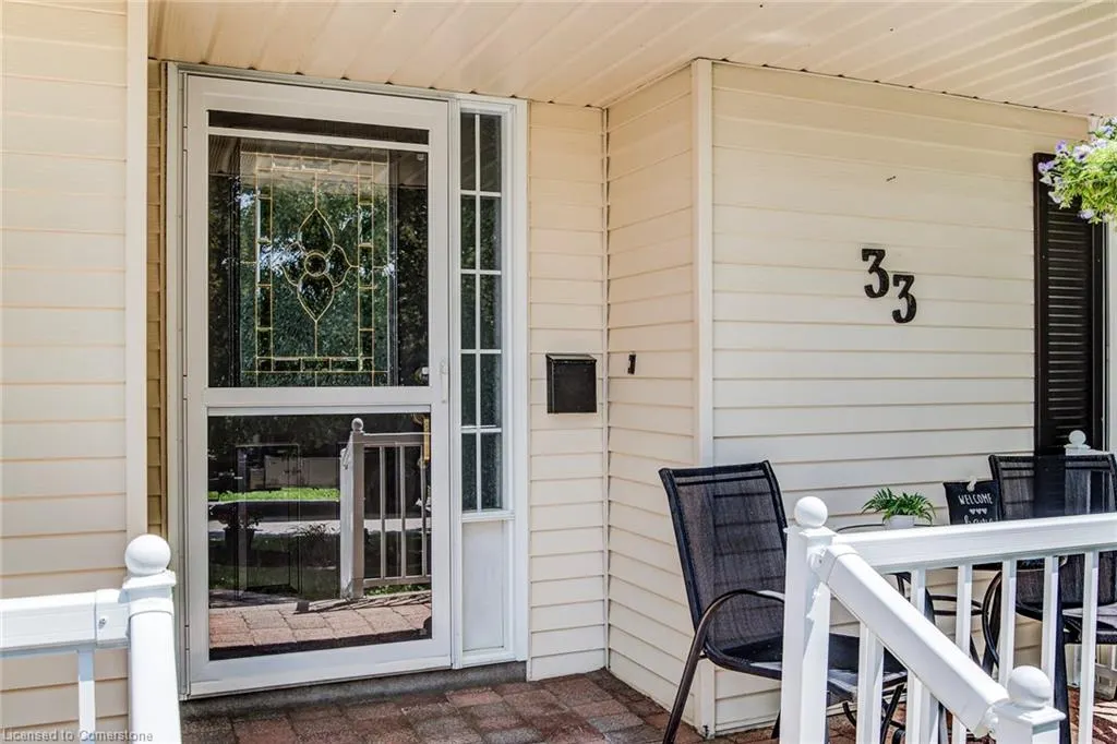 33 Summit Crescent
