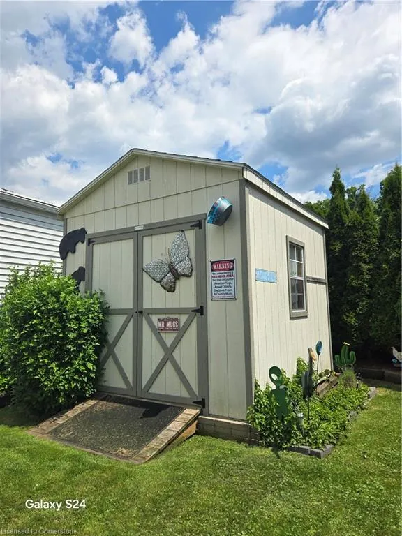 2490 Governors Road, #5 Pondview